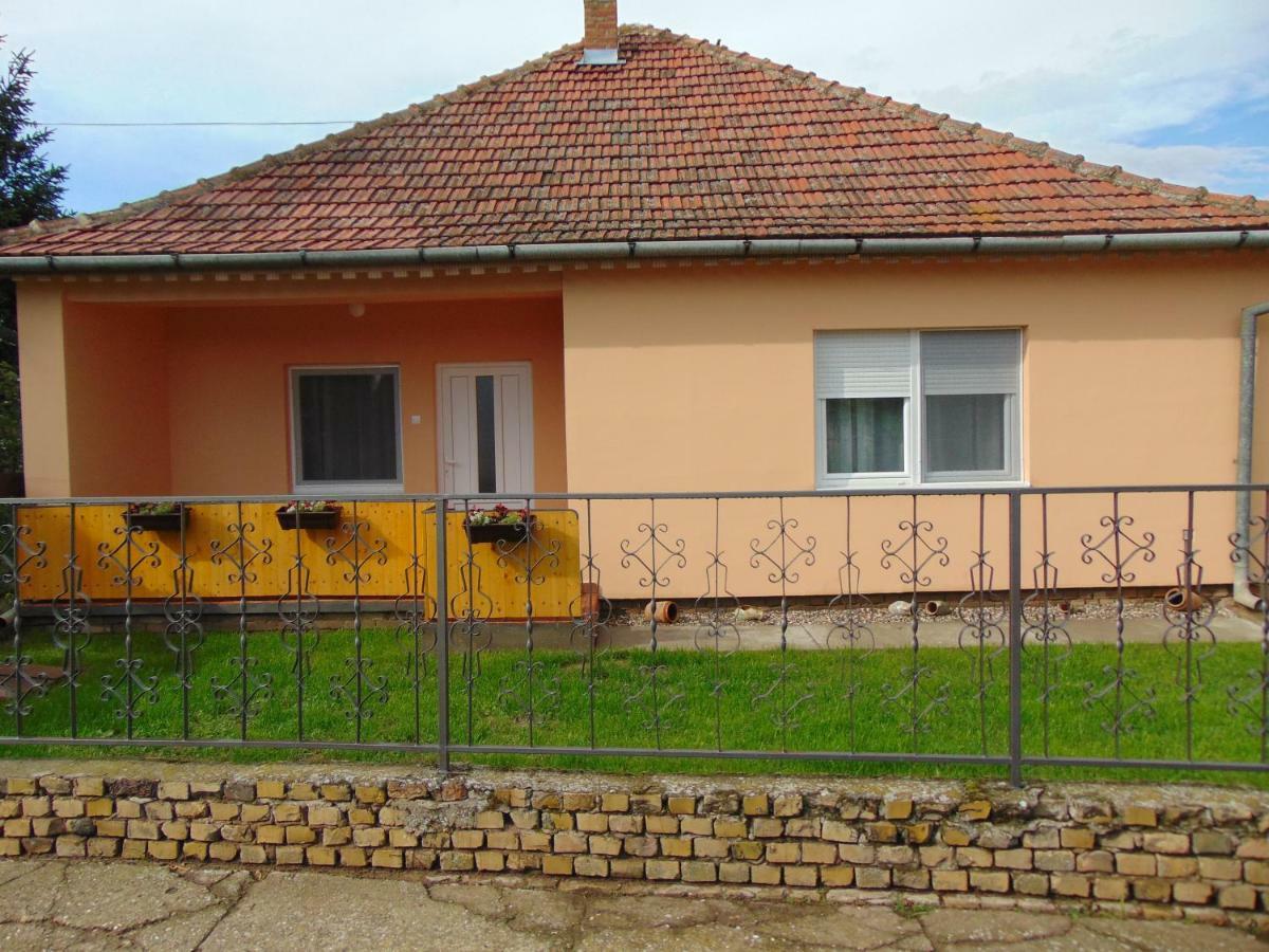 Appartement Apartman Fiva à Pacir Extérieur photo