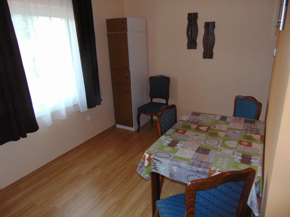 Appartement Apartman Fiva à Pacir Extérieur photo